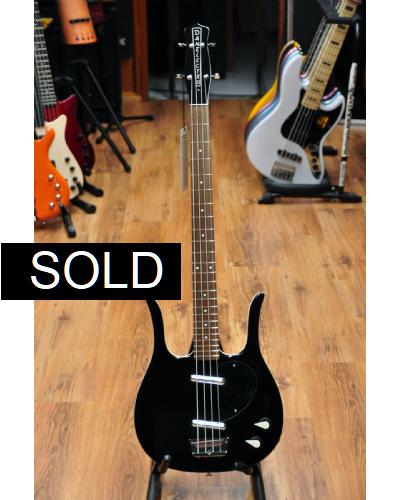 Danelectro Longhorn bass Black